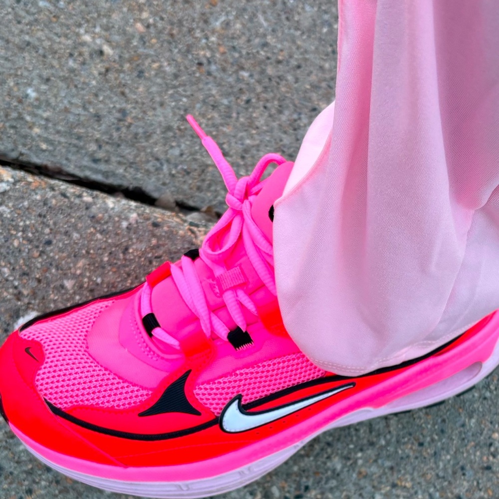 Nike Pink and Black Women's Sneakers